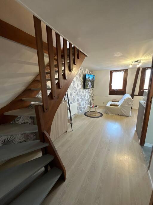 Magnifique Duplex Tout Confort Beauvais Bagian luar foto