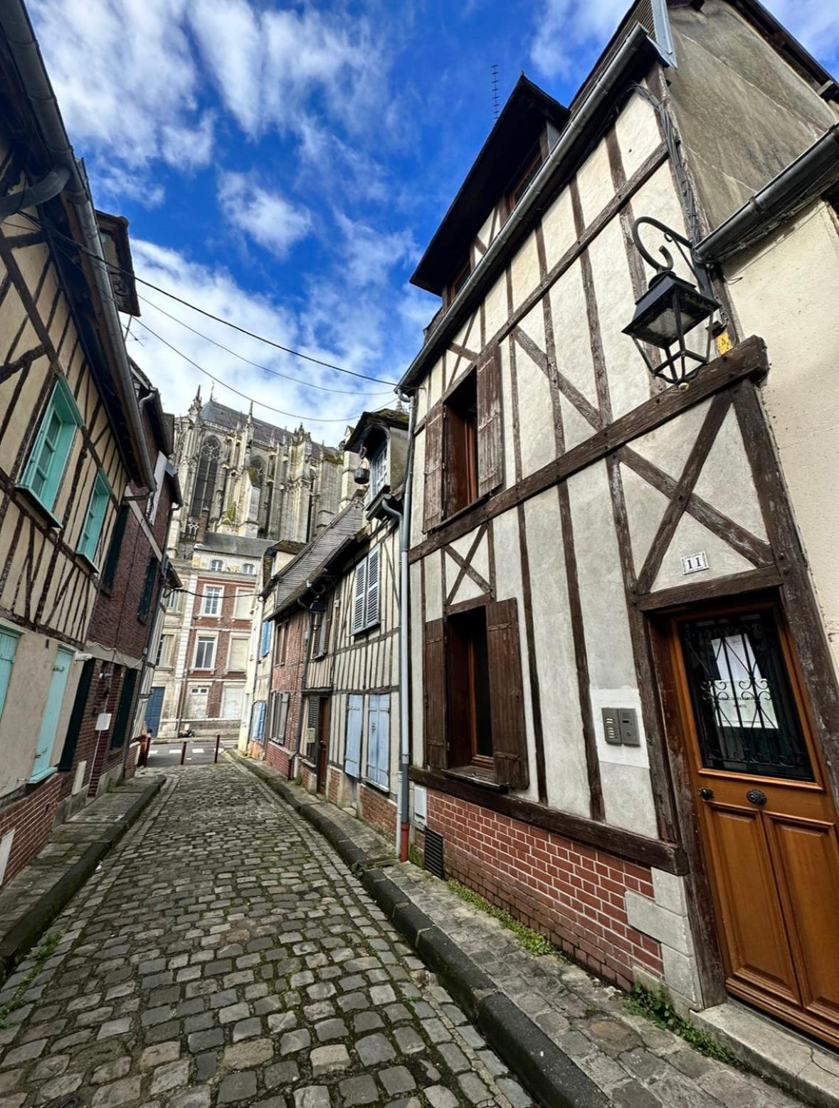 Magnifique Duplex Tout Confort Beauvais Bagian luar foto